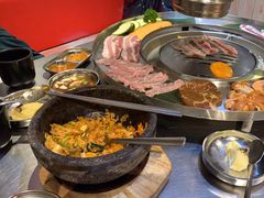 -哈哈碳都·牛肋条无限自助烤肉(台江万达店)