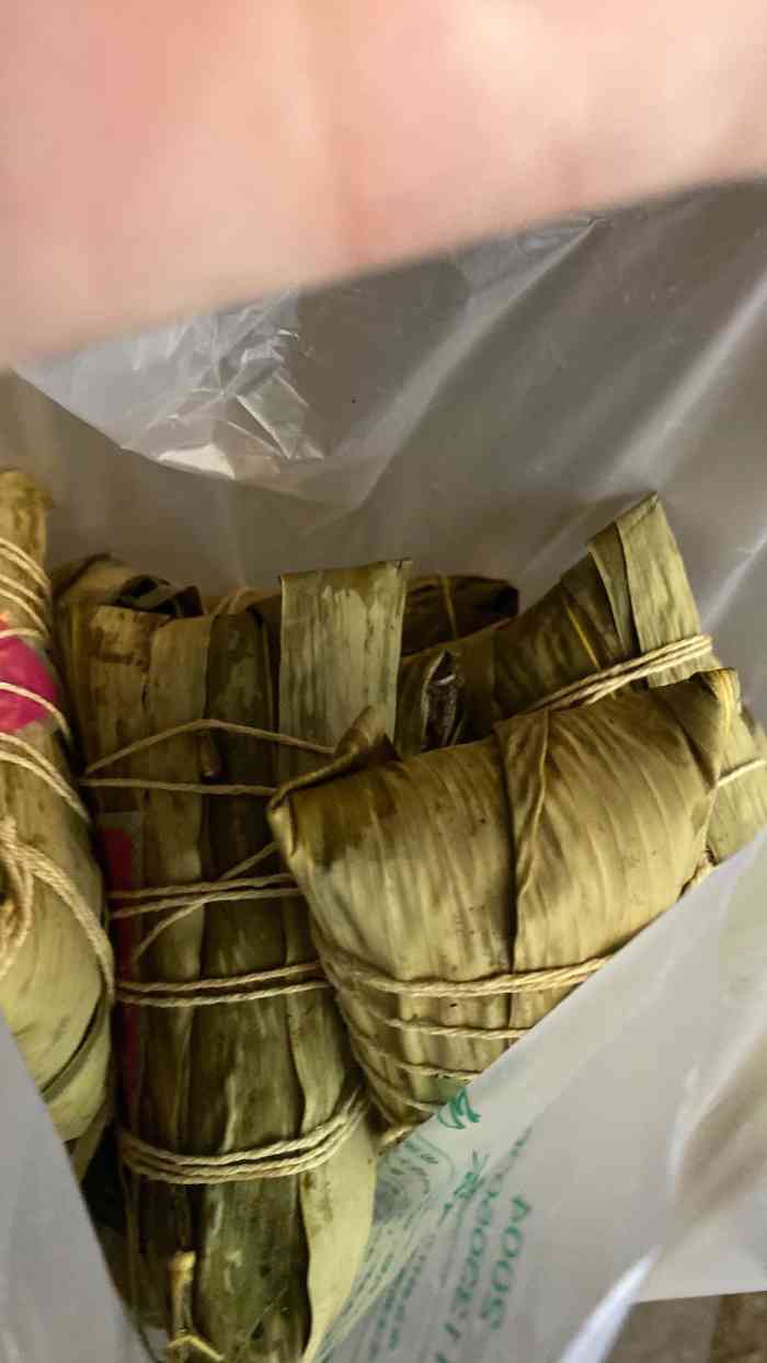 湖州国芳粽子(莫干山路店)-"早就听说湖州的粽子不错,查了查点评里