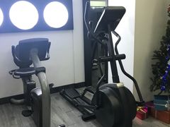 -简·无界健身工作室·运动康复·体态(石厦店)