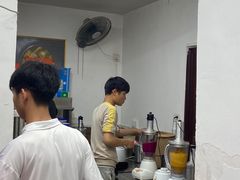 -夏食光安顺小舒冰粉冰浆(甲秀楼店)