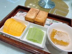 土蜂蜜蘸烤吐司-贵宾楼·横滋味餐厅
