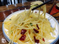 酸辣土豆丝-POLO小馆·老南京菜(解放路店)