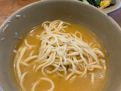 -亮亮面馆(经六路店)