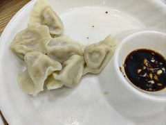 -红姐东北菜私房菜铁锅炖饺子馆(中街店)