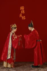 -金夫人婚纱摄影