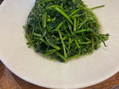 -侬佳蒸菜馆(听潮店)