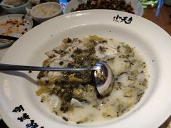 -严记小天府酸菜鱼(西四路店)