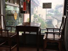 靠窗位-同得兴 Since·1995 传统苏式面馆(十全街店)