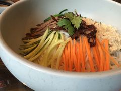 -云海肴·汽锅鸡·云南菜(天山百盛优客店)