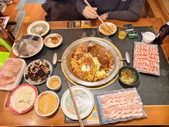 -沸炉重庆老火锅(军事博物馆店)