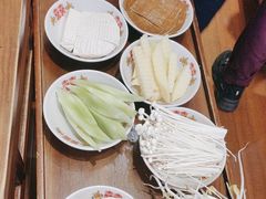 -沸炉重庆老火锅(军事博物馆店)