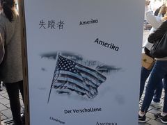 -卡夫卡雕像
