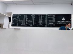 -申普宠物医院·眼科·心内科·影像科(普陀分院)