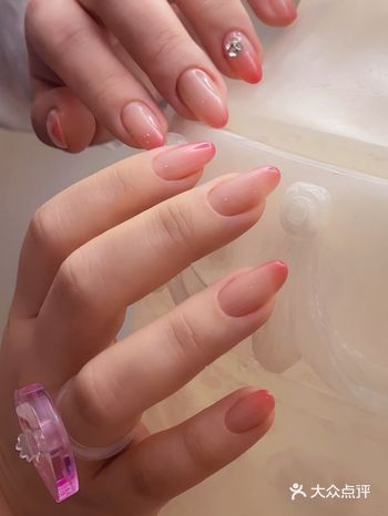 「MOMO Salon美发美甲(丽思卡尔顿总店