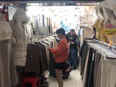 -广州白马服装市场