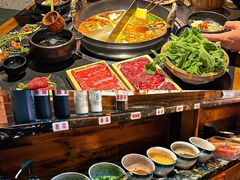 -毛辣果·贵州红酸汤牛肉火锅(西单店)