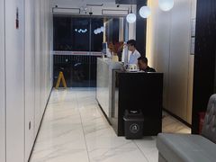 -鹏城丽景酒店(华强北红岭地铁站店)