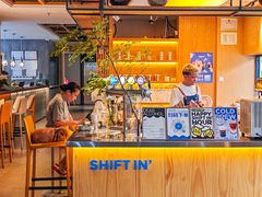 -Shiftin’浮起咖啡 (福保店)