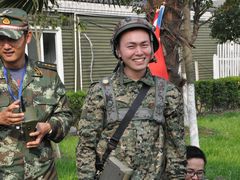 -崇明岛拓展训练真人CS镭战基地