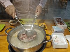 -养牛邓·潮汕牛肉海鲜自助火锅(广州店)