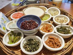 -包整·丝娃娃(一览甲秀楼风景店)