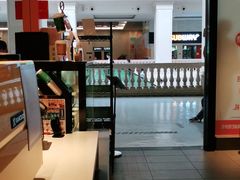 -麦当劳(汉口火车站候车室店)