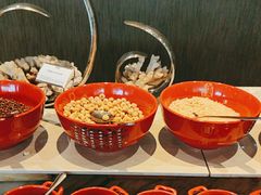-筠咖啡西餐厅(上海国展宝龙丽筠酒店)