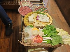 -滇釜火锅·能喝汤的火锅(车公庄店)