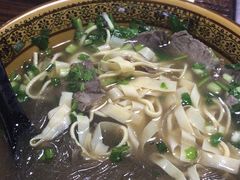 -陆记牛庄·碳锅龙虾烧烤(爱上花园店)