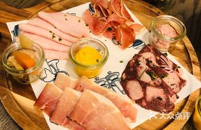 Cold Sausage Platter