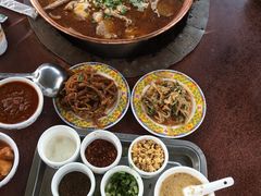 -朝伟清真铜瓢牛肉馆(三十年老·店)