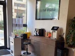 -齐玉齿科JADENTAL