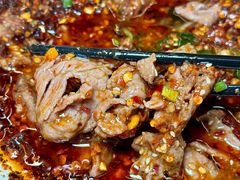 -洪霞餐馆·川菜·鲜货现炒(两江春城店)