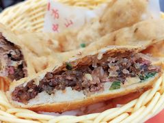 牛肉盒子-方中山胡辣汤(成都首店)