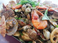 粗野手抓海鲜-四海鲜渔家菜(黄金海岸店)