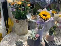 -Libra Flora花店(骆岗中央公园店)
