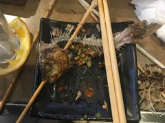-何师烧烤·香辣蟹·川菜·30年老品牌(太古里旗舰店)