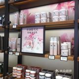原本领的是新品，来了柜姐说货还没到…