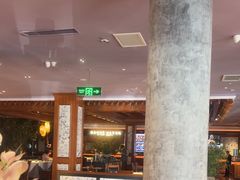 -八府香鸭·啫啫煲(华山路店)