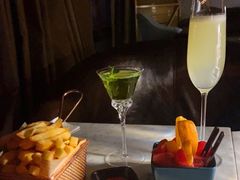 -Gurls Lounge GL酒吧