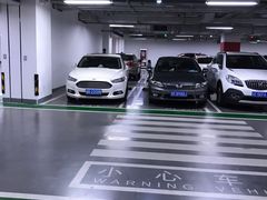 -苏州中心-停车场