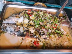 -鸣记脆皮烤鱼·海鲜烤鱼(三八广场店)