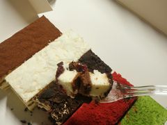 -坤思特1688咖啡(五洲花城店)