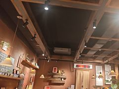 -巴卤社老火锅(财富店)