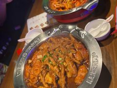 -胖哥俩肉蟹煲(万国店)