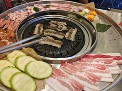 -哈哈碳都·牛肋条无限自助烤肉(宝龙店)