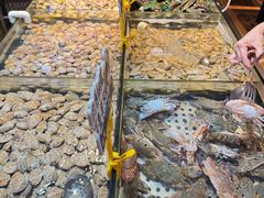 -领鲜活海鲜榴莲自助火锅(东门店)