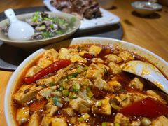 -大众跷脚牛肉馆·非遗传承单位(峨眉山店)