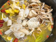 -菌乡缘·野生菌蒸汽鱼火锅(江边夜市店)