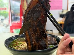 -小龙大肉面馆
